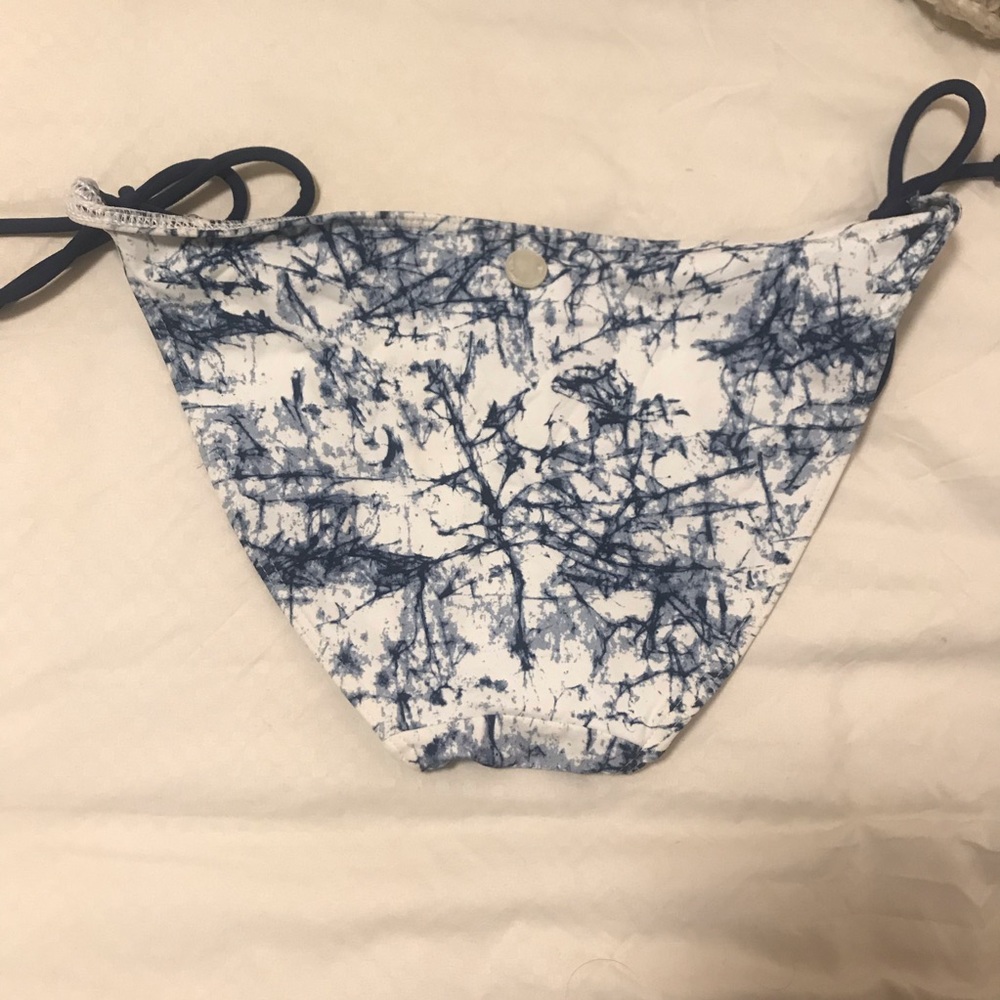 Abercrombie & Fitch Bikini Bottom - Picture 2 of 5